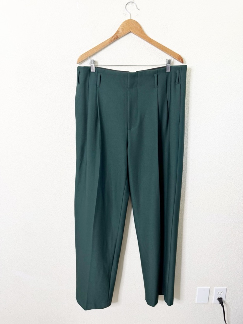 Wray NYC Forrest Greeb Trouser Oants Tapered Leg‎ Pleated Womens Size 12